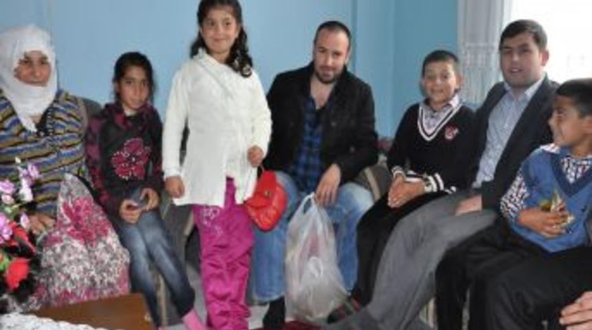 İşadamları, Bing&ouml;l'de 4 Bin Aileye Kurban Eti Ulaştırdı