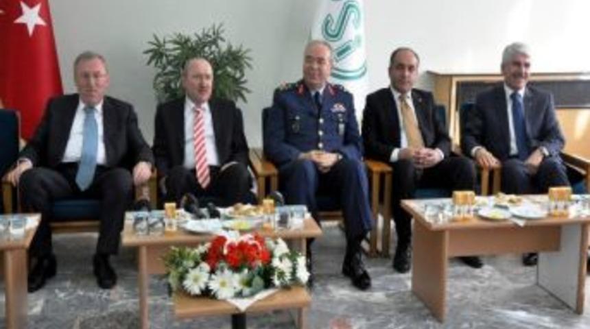 Eskişehir Protokol&uuml; Bayramlaştı