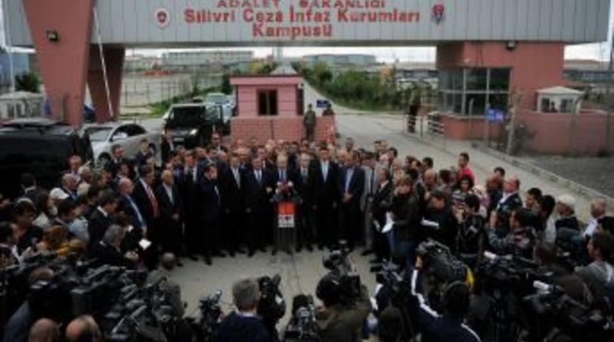 Kemal Kılı&ccedil;daroğlu: T&uuml;rkiye Yarı A&ccedil;ık Cezaevi Durumuna Gelmiştir