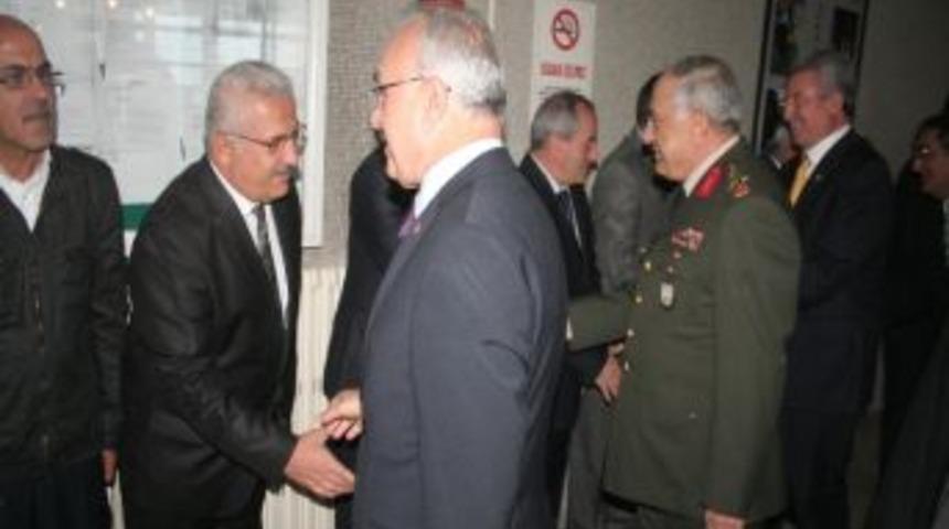 Erzincan&rsquo;da Toplu Bayramlaşma T&ouml;reni