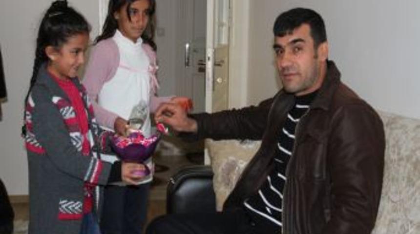 Depremzedeler, Kurban Bayramı'nı Yeni Evlerinde Ge&ccedil;iriyor