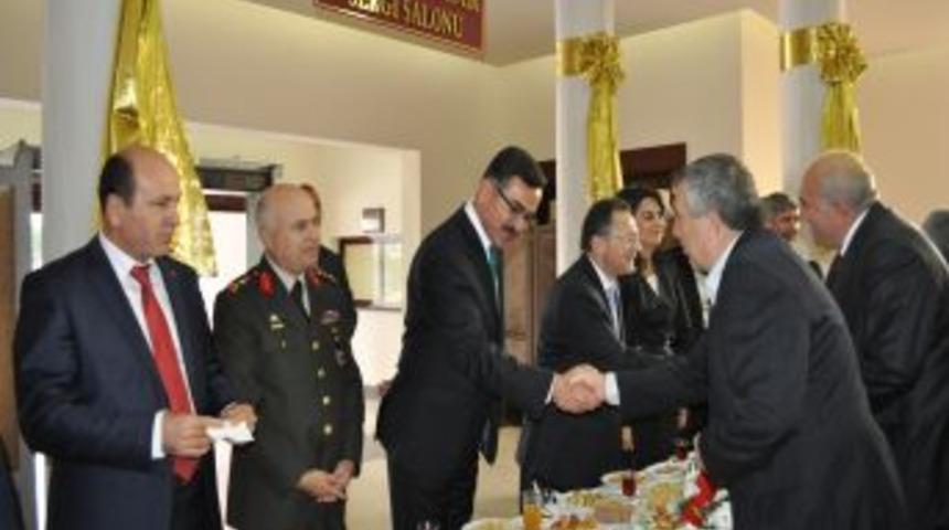 Balıkesir'de Acemi Kasaplar Hastanelere Koştu