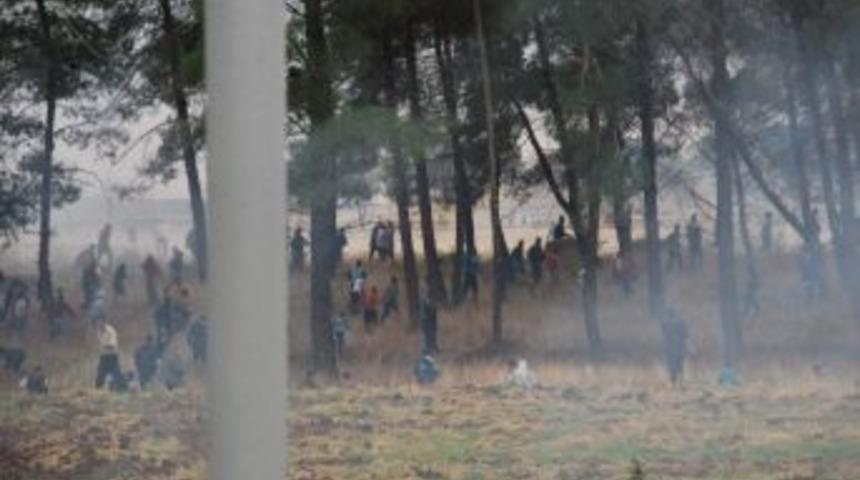 Suriyeli M&uuml;ltecilerin &Ccedil;adır Protestosu