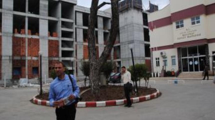 Devlet Hastanesinin 100 Yataklı Ek Binası 1 Nisan'a Kadar Tamamlanacak