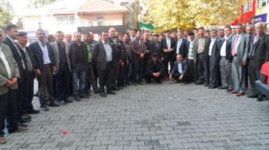 G&uuml;meli'ler milletvekillerinden yardım istedi