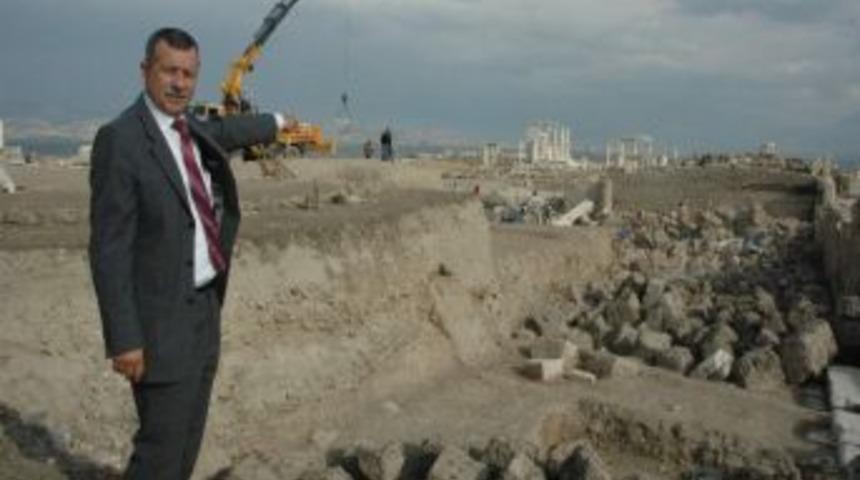 Bin 400 Yıl &Ouml;nceki Depremin İzlerine Ulaştılar