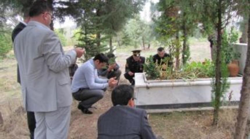 Hisarcık&rsquo;ta Şehit Mezarlarına Bayram Ziyareti