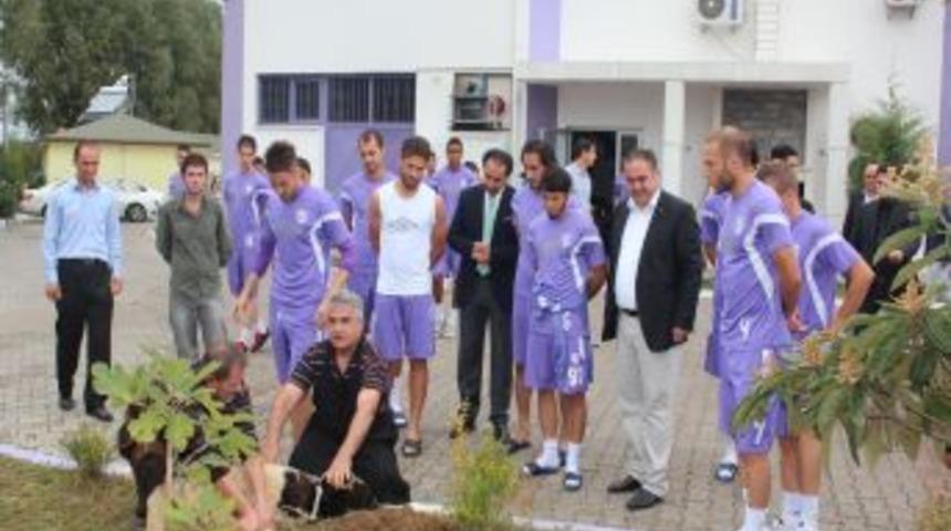 Orduspor&rsquo;da &Ouml;nce Bayramlaşma Ger&ccedil;ekleştirildi Ardından Kurban Kesildi
