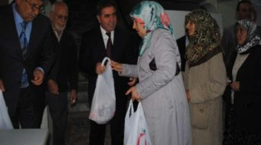 Hayatcan İle Belediye 2.5 Ton Kurban Eti Dağıttı