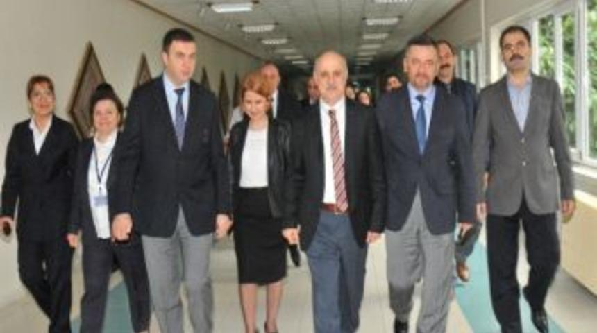 Om&uuml;&rsquo;de Hastalara Bayram Morali