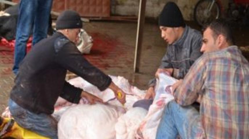 Viranşehir Emniyeti 250 Aileye Kurban Eti Dağıttı