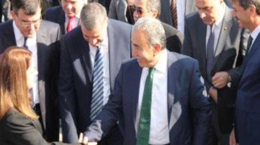 Sakarya Valiliği Resmi Bayramlaşma T&ouml;reni Ger&ccedil;ekleşti