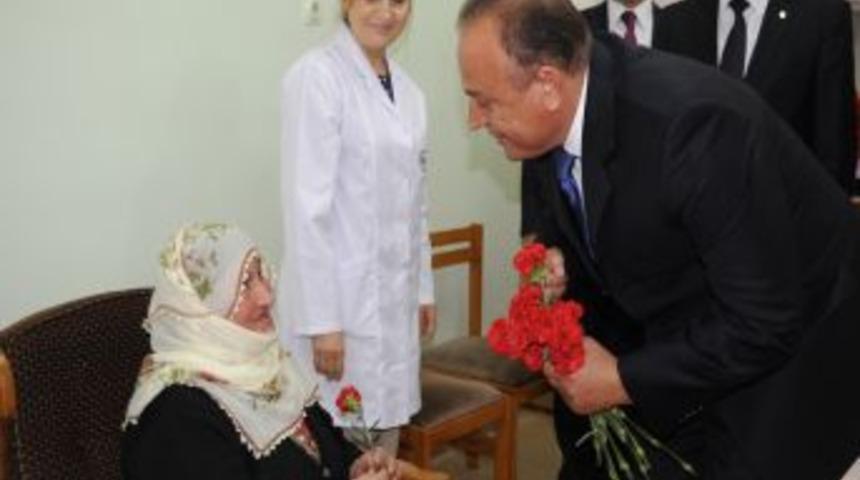 Huzurevleri, Huzurlu Evlere D&ouml;n&uuml;ş&uuml;yor