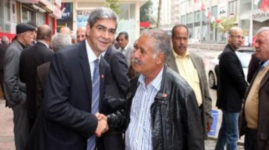 Chp&rsquo;de Bayramlaşma T&ouml;reni