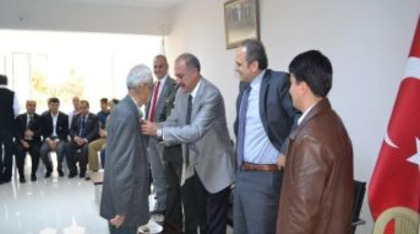 Kula'da Protokol Bayramlaştı