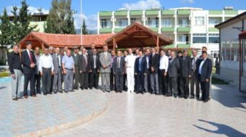 Bozyazı İl&ccedil;e Protokol&uuml; Vatandaşlarla Bayramlaştı