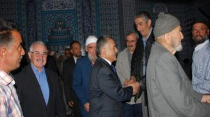 B&uuml;y&uuml;kkılı&ccedil; Hisarcık&rsquo;ta Hemşerileri İle Bayramlaştı