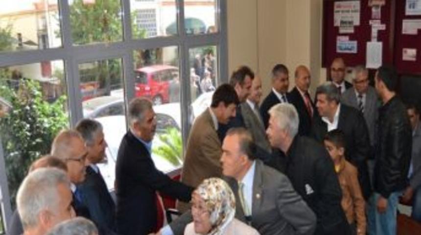 MHP Adana İl Başkanlığı'nda Bayram Coşkusu