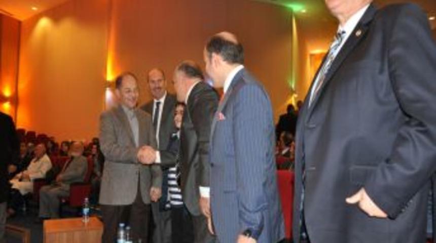 Bakan Akdağ: Fitneye D&uuml;şmeden Yolumuza Devam Etmeliyiz