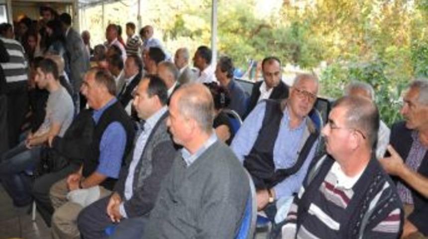 Kuşadası'nda Siyesi Partilerde Bayramlaşma