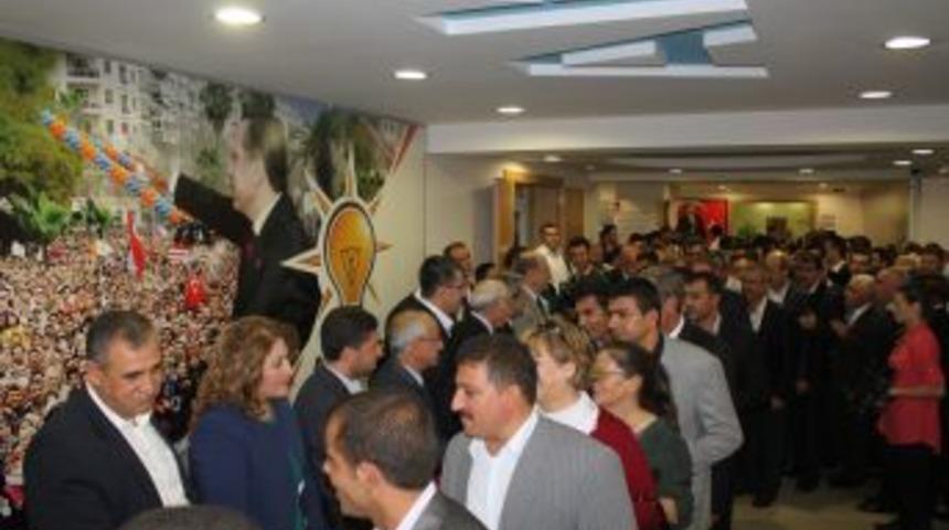 AK Parti&rsquo;de bayram coşkusu