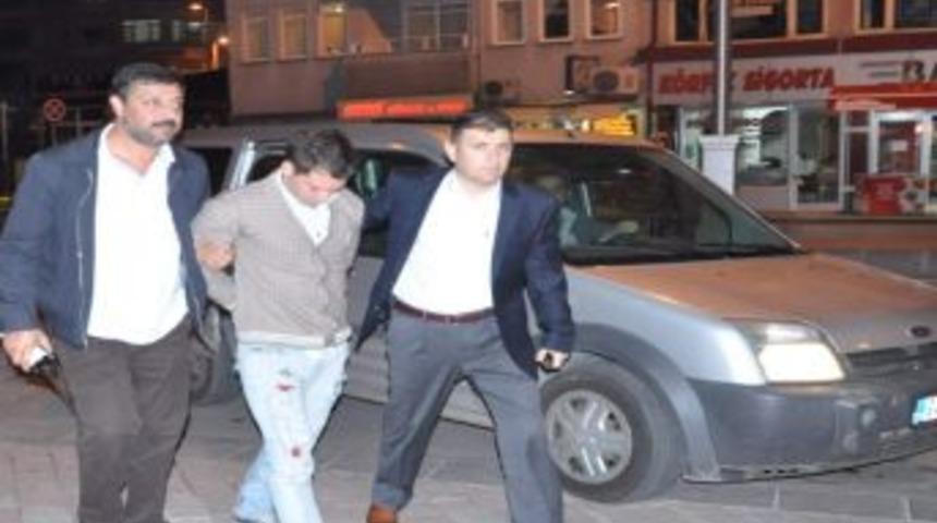 Babasını &Ouml;ld&uuml;r&uuml;p İşyerini Yakan Şahıs Yakalandı