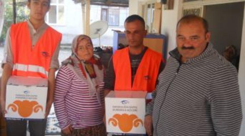 Akyazı&rsquo;da Ihtiya&ccedil; Sahipleri Unutulmadı