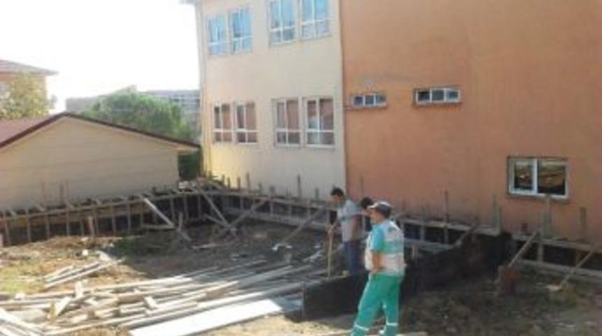 Belediyeden Okul Bah&ccedil;esinde &Ccedil;evre D&uuml;zenlemesi