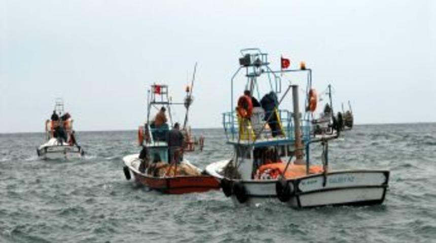 Karadeniz Florası Fakirleşiyor, Avlanan 23 Ticari Balık T&uuml;r&uuml;nden 5&rsquo;i Kaldı