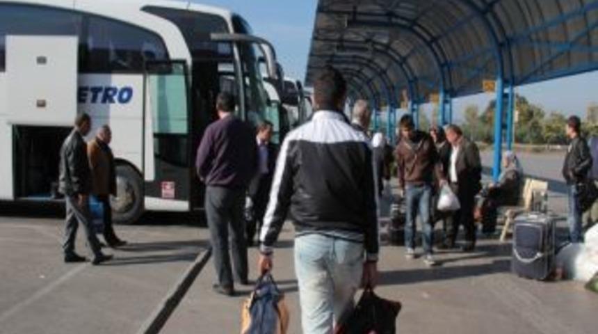 Memleketlerinde Kestikleri Kurbanların Etlerini Bursa'ya Getirdiler