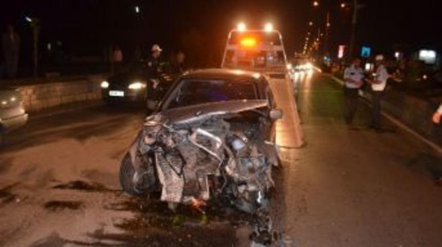 Bayram Ziyareti Yolunda Kaza; 5 Yaralı