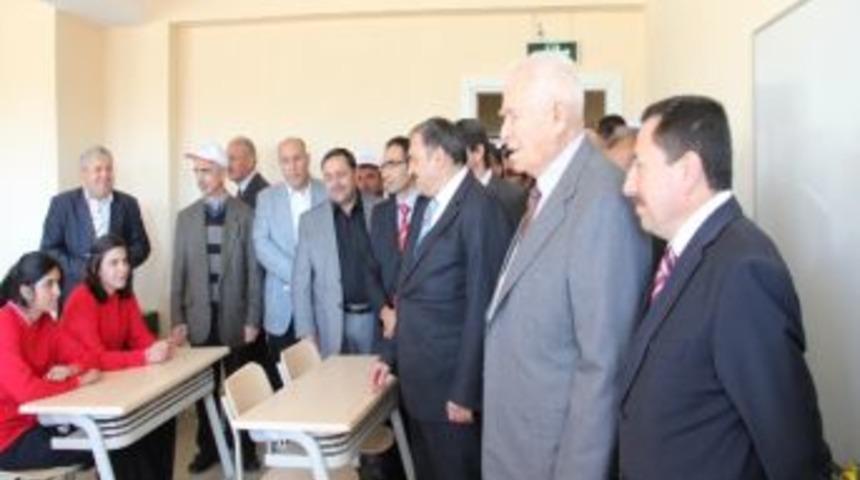 Orman Ve Su İşleri Bakanı Veysel Eroğlu: &ldquo;kıbrıs&rsquo;a Kimse Yan G&ouml;zle Bakamaz&rdquo;