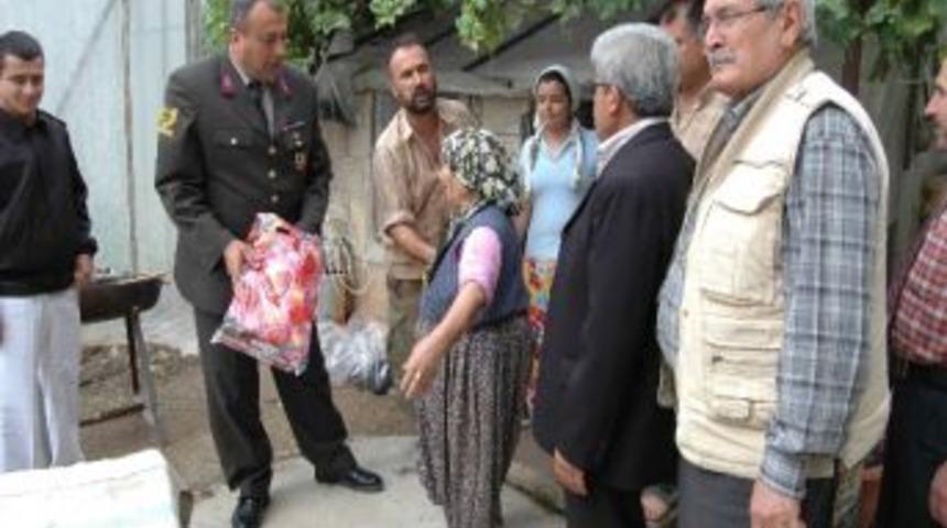 Şehit Ve Gazi Ailelerine Bayram Ziyareti