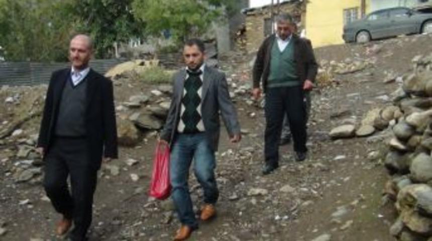 Kimse Yok Mu G&ouml;n&uuml;ll&uuml;leri, Muş'ta G&ouml;n&uuml;l K&ouml;pr&uuml;leri Kurdu