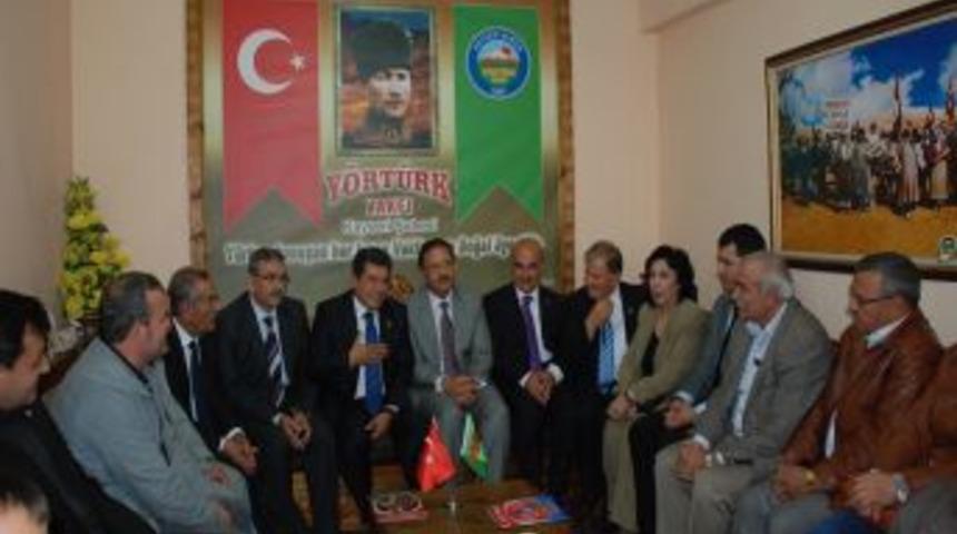 Y&ouml;r&uuml;k Vakfı&rsquo;nda Bayramlaşma T&ouml;reni D&uuml;zenlendi