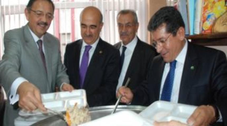 Y&ouml;r&uuml;k Vakfın'da Bayramlaşma