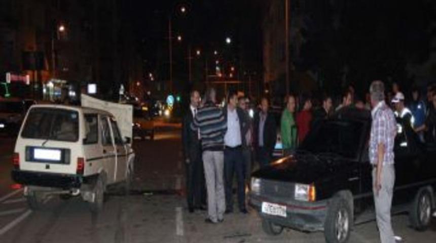 Vakfıkebir&rsquo;de Trafik Kazası: 4 Yaralı