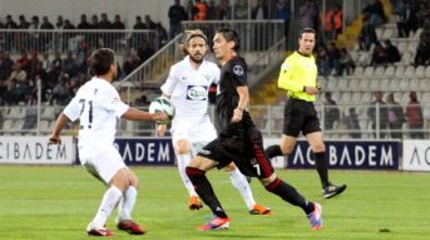 Sivasspor: 0 - Akhisar Belediye: 0