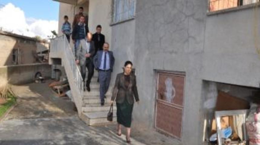 Vali Aydın, Bayramda Şehit Ve Gazi Ailelerini Unutmadı