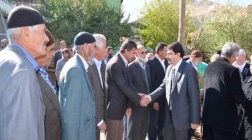 K&uuml;sk&uuml;n Aileler, Protokol&uuml;n Araya Girmesiyle Barıştı