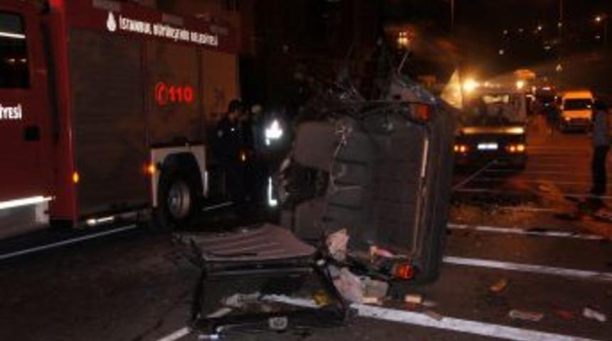 Sultanbeyli'de Kaza: 1 &Ouml;l&uuml;, 5 Yaralı