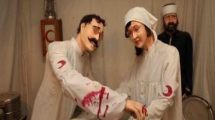 &Ccedil;anakkale Şehitleri M&uuml;zesi İzmir'e Geliyor