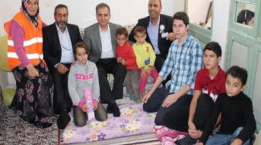 Vali Tapsız'ın Bayram Ziyaretleri Devam Ediyor