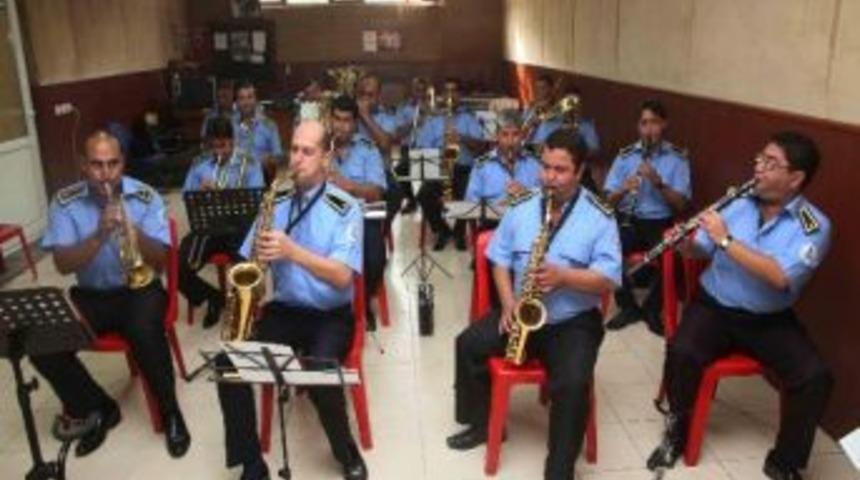 B&uuml;y&uuml;kşehir Bandosu A&ccedil;ılışlara Renk Katıyor