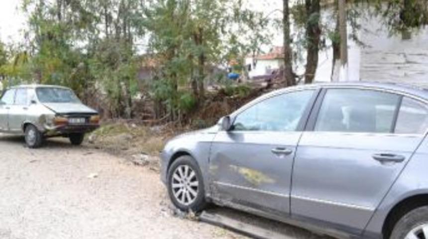 &Ouml;nce Taksi Ka&ccedil;ırdı, Sonra İntihar Etti