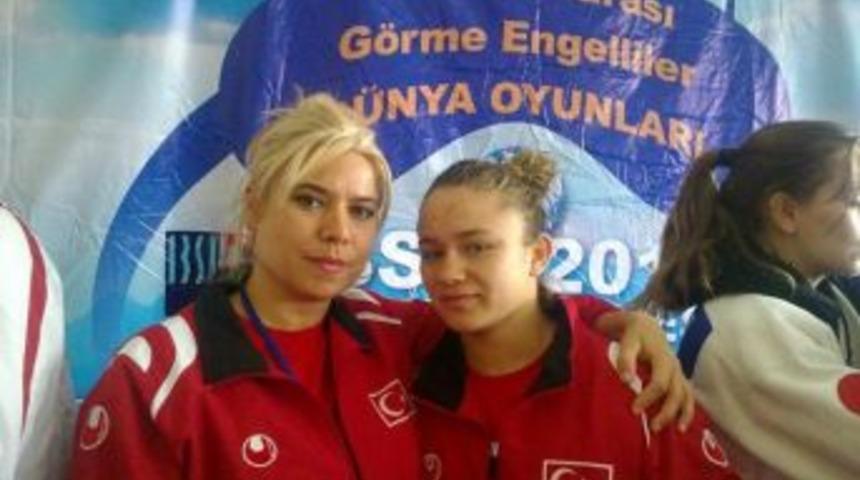 Goalball Bayan Milli Takımında Mudanyalı Antren&ouml;r
