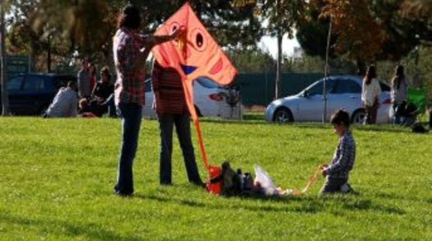 Ahlatlıbel&rsquo;de Bayram Keyfi