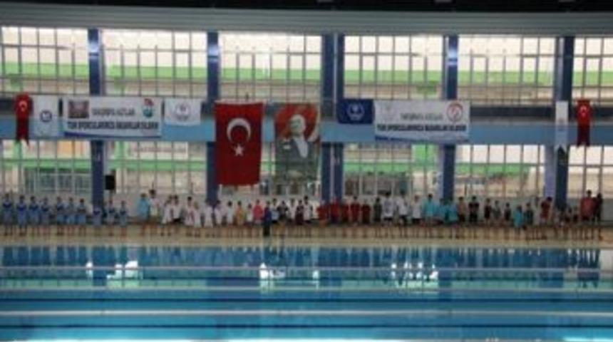 Cumhuriyet Y&uuml;zme Festivali Başladı