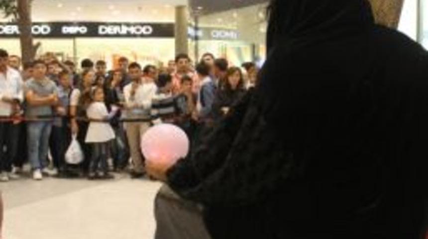 U&ccedil;an Kadın Şaşırttı