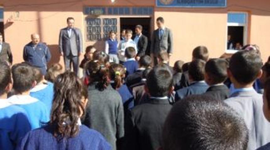 K&ouml;yde Cumhuriyet Coşkusu